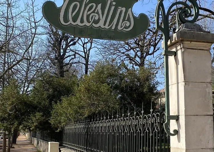 Apartment Equipe Avec Balcon Au Coeur De - Proche Thermes Et Commerces - Fr-1-489-362 Vichy